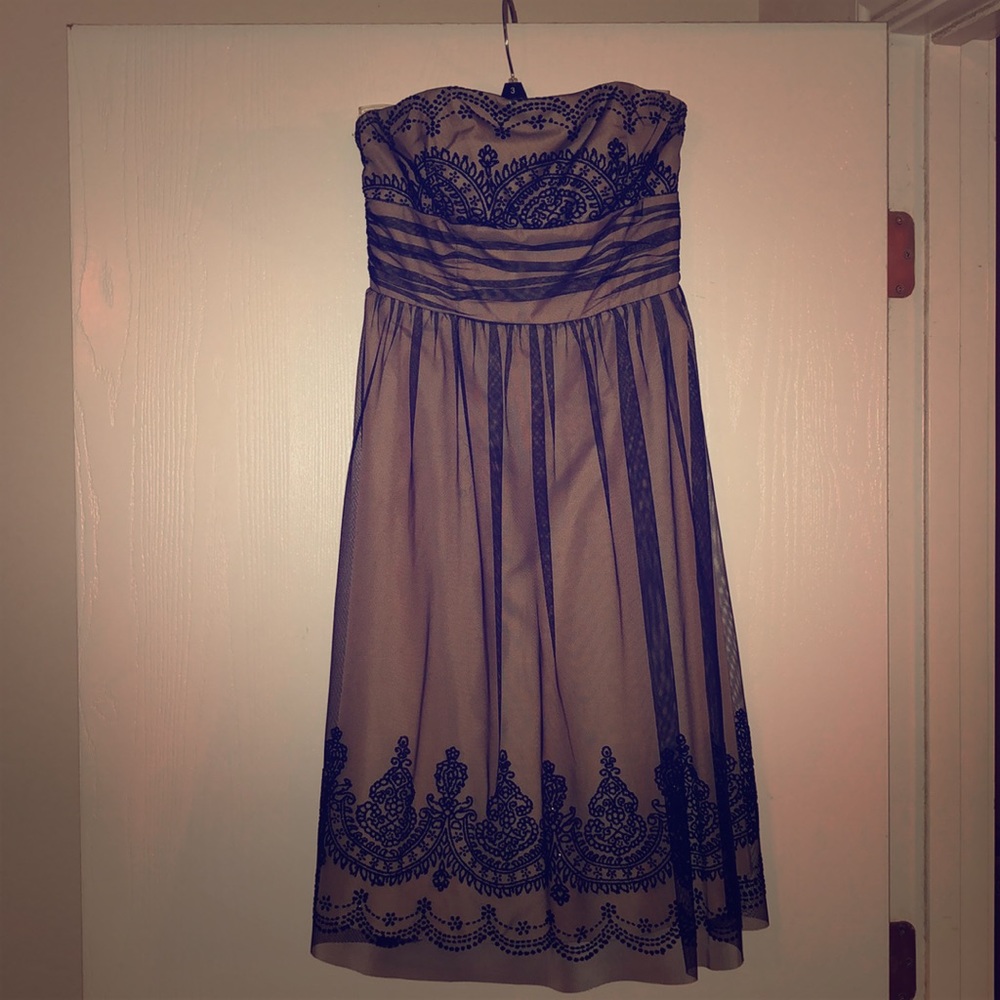 Black strapless formal dress